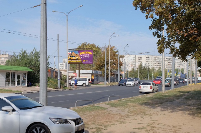 Щит 6x3,  Ахсарова ул., 30-А, из центра