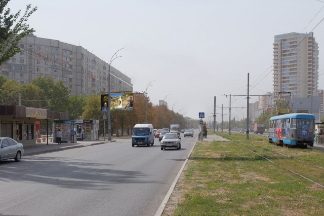 Щит 6x3,  Победы пр-т, 64-Б, в центр