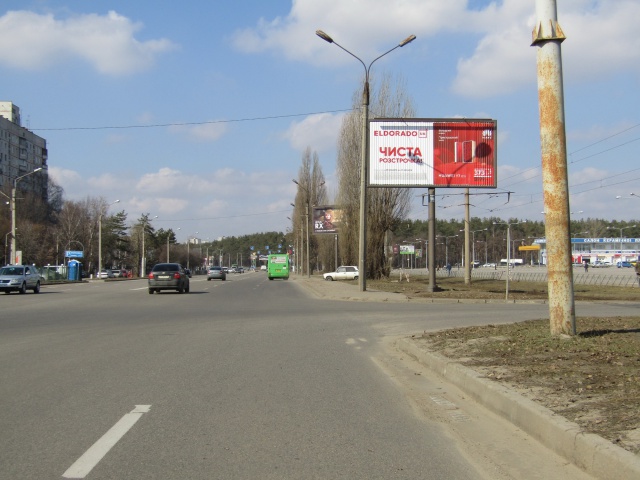 Призма 6x3,  Героев Труда ул., 7 (3), в центр (VIP) (Караван)
