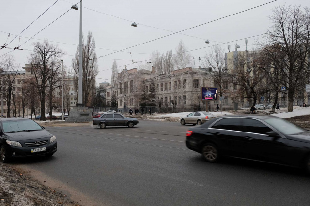 Скролл 3.1x2.2,  Независимости пр-т, 11 - Литературная ул., из центра, VIP