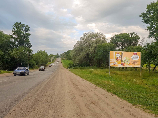 Щит 6x3,  в'їзд в місто з Чернівці