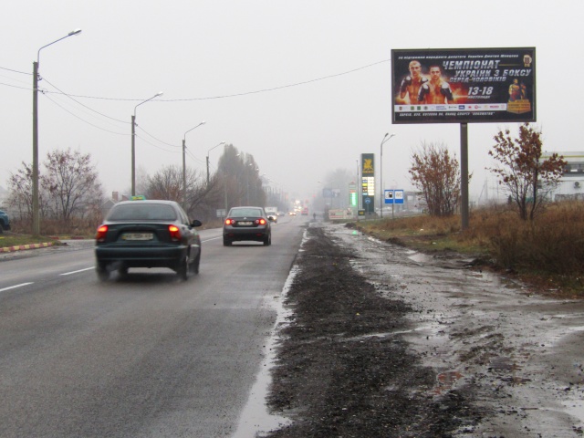 Щит 6x3,  Леся Сердюка ул., 68 (напротив АГЗС), из центра