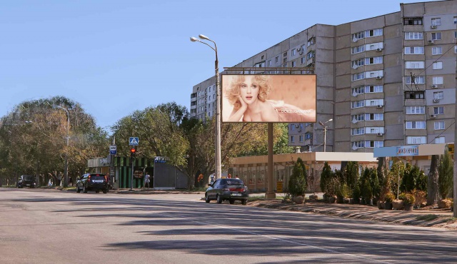 Щит 6x3,  Леся Сердюка ул., 44, из центра (Класс)