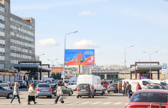 Цифрова панель 6x3,  Пискуновская ул. - Машиностроительный пр., в центр - ЦЕНТРАЛЬНЫЙ РЫНОК (Макдональдс, Дом Торговли, метро)  