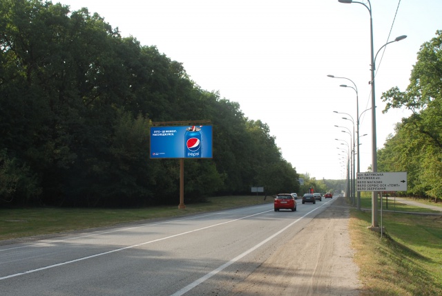 Щит 6x3,  Белгородское шоссе - Саржинка ул., в центр