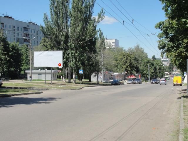 Щит 6x3,  Валентиновская ул., 20, в центр