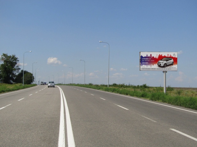 Щит 6x3,  Яснополянская ул. - дорога с Аэропорта, 300м от перекрестка.