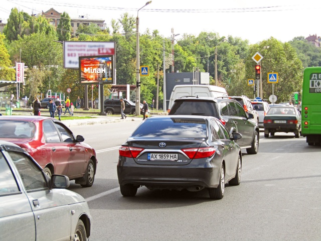 Беклайт 3.1x2.2,  Клочковская ул -  Космическая ул., 4/11, в центр