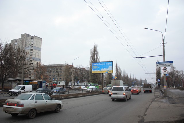 Призма 6x3,  Льва Ландау пр-т + Олимпийская ул., из центра