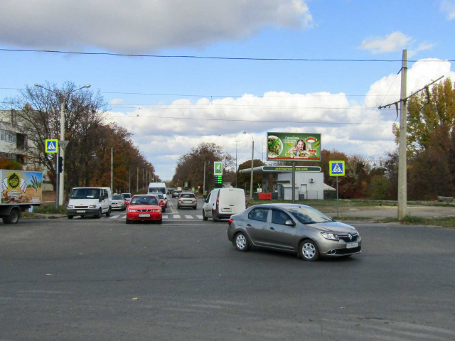 Призма 6x3,  Гвардійців-Широнінців вул.,12а