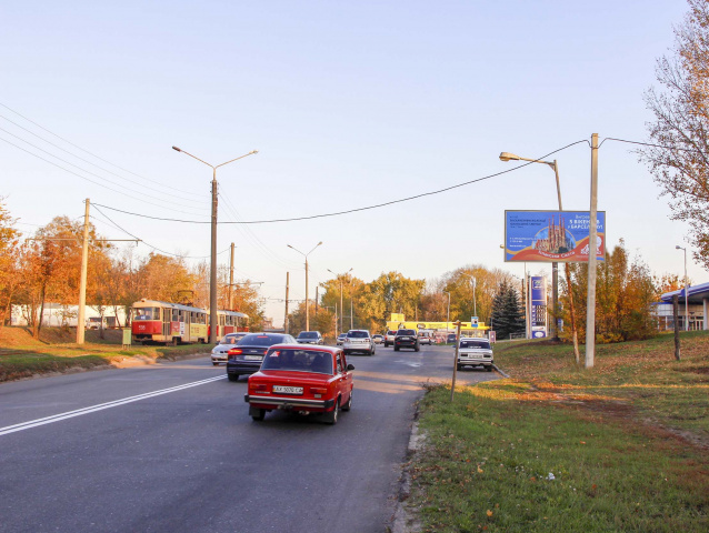 Щит 6x3,  Тракторостроителей пр., 1/1, в центр