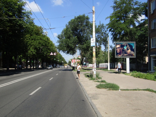Скролл 3.1x2.2,  Титова ул., 2 (Перед школой №89)