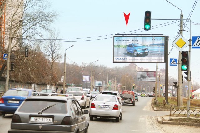 Призма 6x3,  Клочковская ул., 171а, в центр   ( VIP )