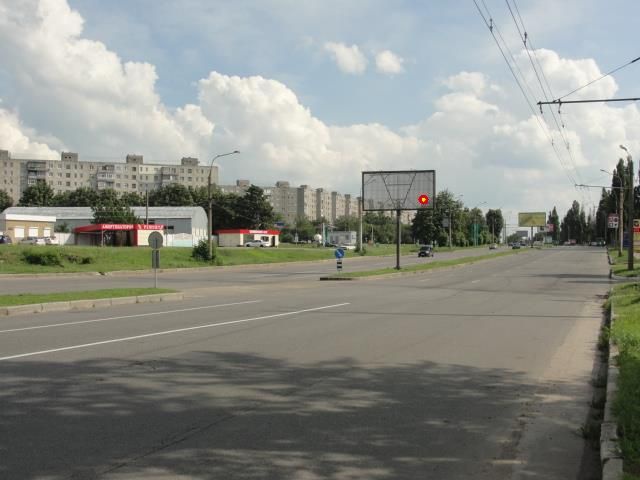 Призма 6x3,  Льва Ландау пр-т, 151, из центра