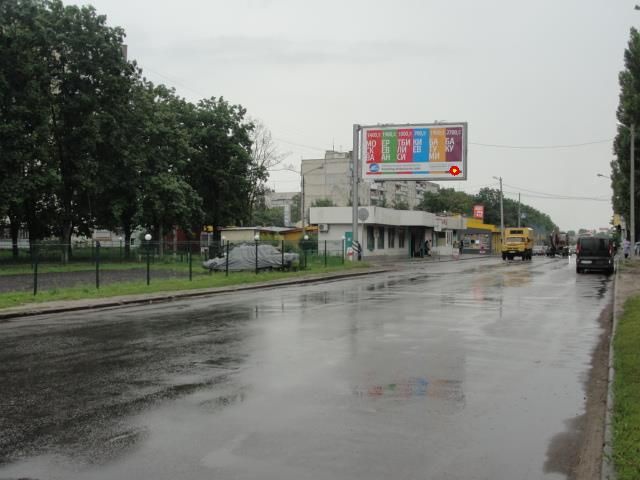 Щит 6x3,  Тракторостроителей пр-т, 105, из центра