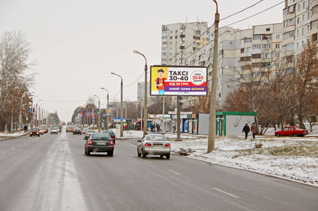 Щит 6x3,  Леся Сердюка ул. - Родниковая ул., из центра