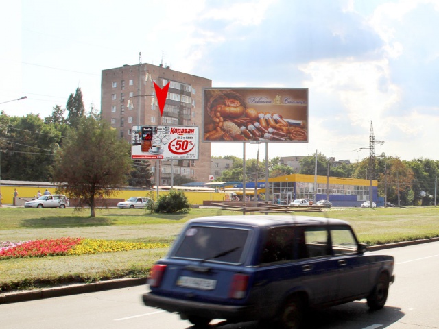 Щит 6x3,  Московский пр-т, 220, в центр
