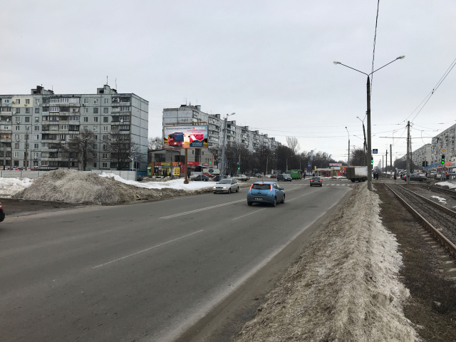 Щит 6x3,  Тракторостроителей пр-т - Валентиновская ул., из центра