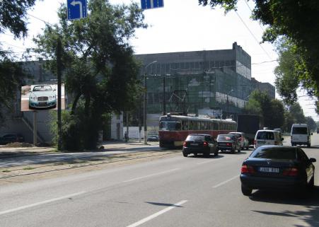 Щит 6x3,  Богдана Хмельницкого просп., 133. За паворотом проезда Гальченко.