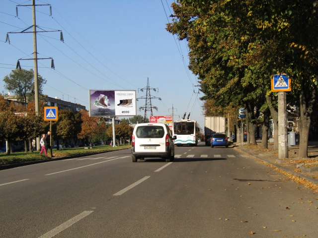 Призма 6x3,  Александра Поля просп., 121 (направление движния вниз)