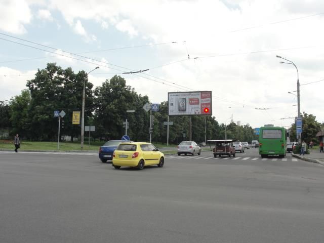 Призма 6x3,  Льва Ландау пр-т, 124/60 + Салтовское шоссе, из центра