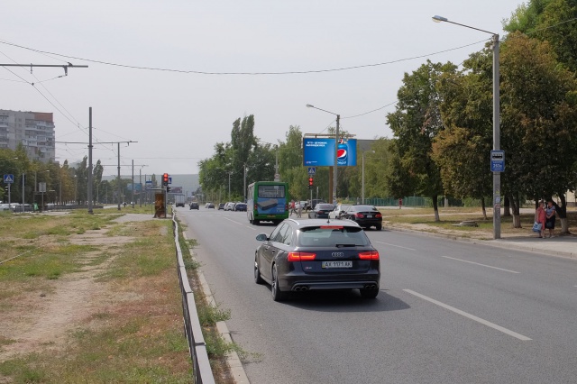 Щит 6x3,  Победы пр-т, 53, в центр