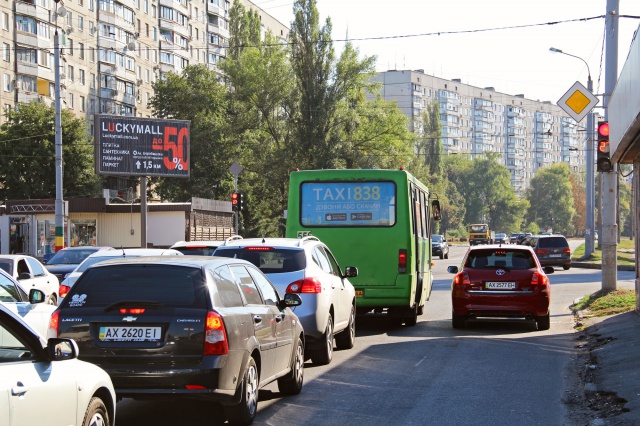 Призма 6x3,  Академика Павлова ул., 134/16 - Валентиновская ул, в центр (VIP)