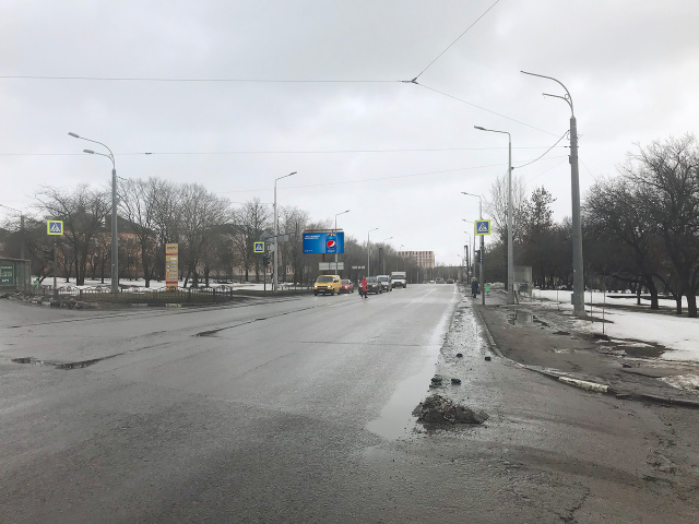 Призма 6x3,  Гагарина пр-т - Аэрофлотская ул., 2, из центра
