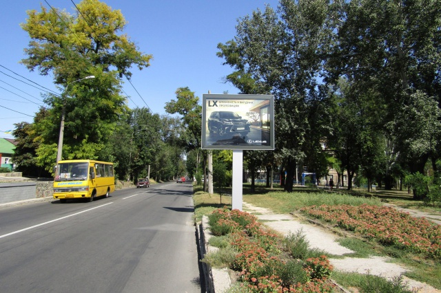 Беклайт 3.1x2.2,  Шмидта ул, 42. Автосалон "Мерседес"