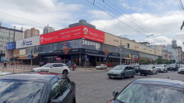 Цифрова панель 4.1x37.2,  Б. Васильковская 57/3 (Планетарий)
