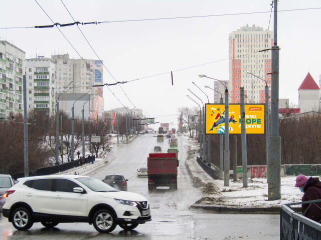 Щит 6x3,  Гвардійців-Широнінців вул. - Бучми вул.,1а