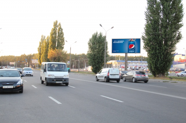Щит 6x3,  Героев Труда ул., 7 (2), в центр (VIP) (Караван)