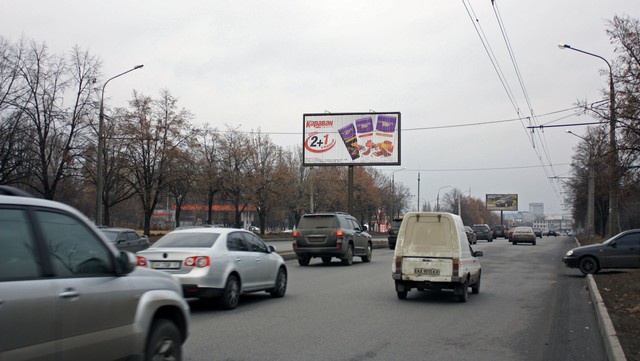 Призма 6x3,  Льва Ландау пр-т, 158/1, в центр