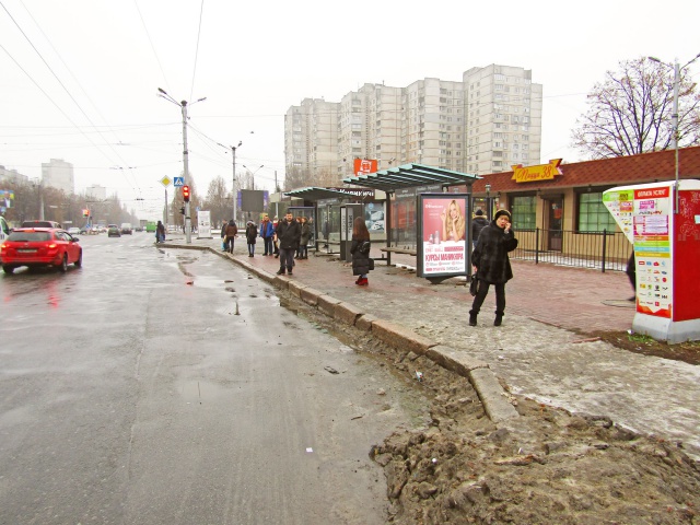 Сітілайт 1.2x1.8,  Юбилейный пр-т, 49/8 (2) (остановка Гвардейцев-Широнинцев), в центр