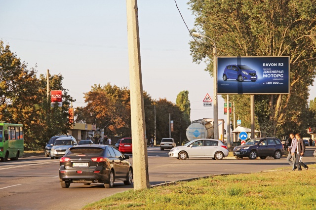 Призма 6x3,  Леся Сердюка ул., 36, из центра  (Класс)