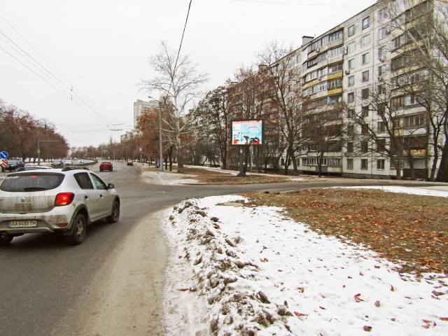 Скролл 3.1x2.2,  Юбилейный пр-т, 67, в центр