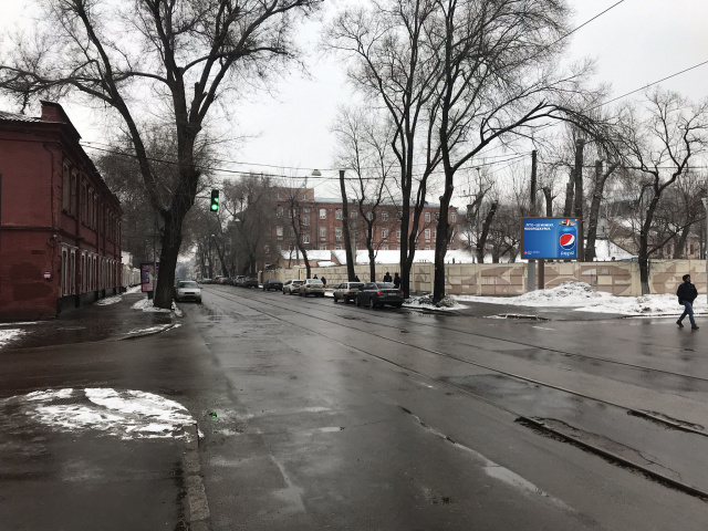 Беклайт 3.1x2.2,  Тринклера ул. - Данилевского ул., в центр